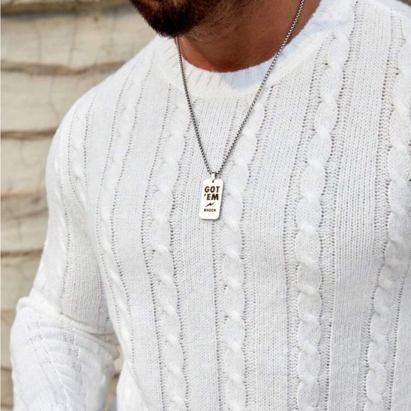 Cable Knit Sweater ⌚️ - Picture 2 of 3